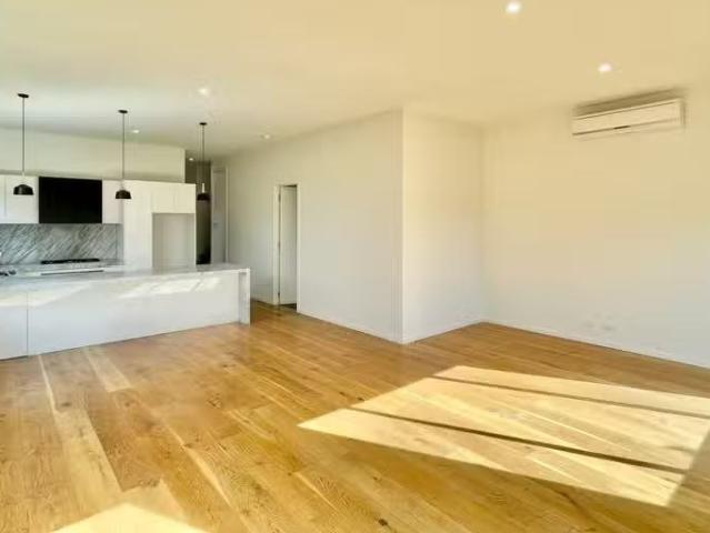 Charming 46 Shannon, BOX HILL NORTH, VIC 3129 House for Rent