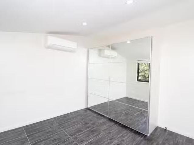 Nice 4/76 Buckley Avenue, Parkside, QLD 4825