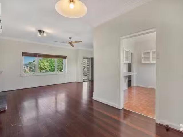 Just in! 47A Stirk Road, Alfred Cove, WA 6154