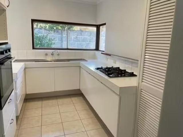 Rental! 48 Davenport Road, Booragoon, WA 6154