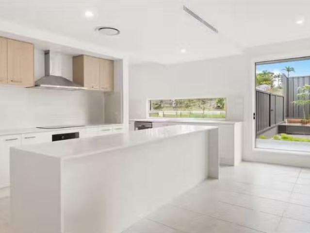 Just in! 48 Lochdon Drive, Farley House for rent Listed by Al.