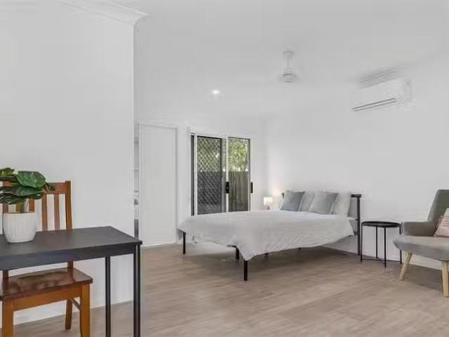 Nice 4/9 Miava Street, Richlands, QLD 4077