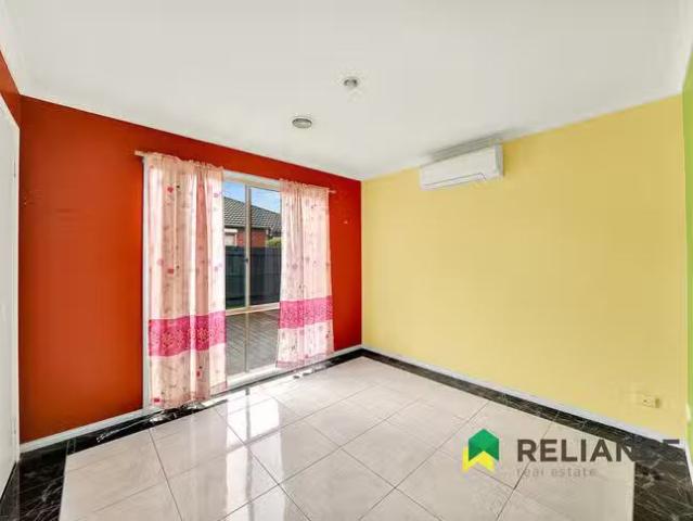 Nice 49 Breton Drive, Hoppers Crossing, VIC 3029