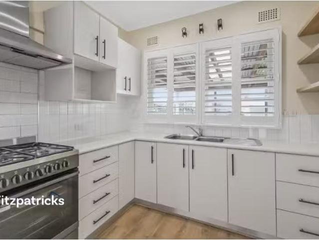 Cozy 49 Chaston Street, Wagga Wagga House for rent Listed by.