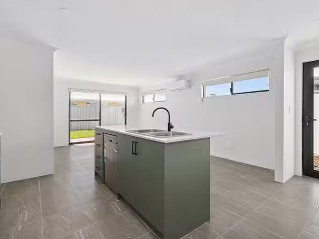 Just in! 49B Westaway Road, Pinjarra, WA 6208