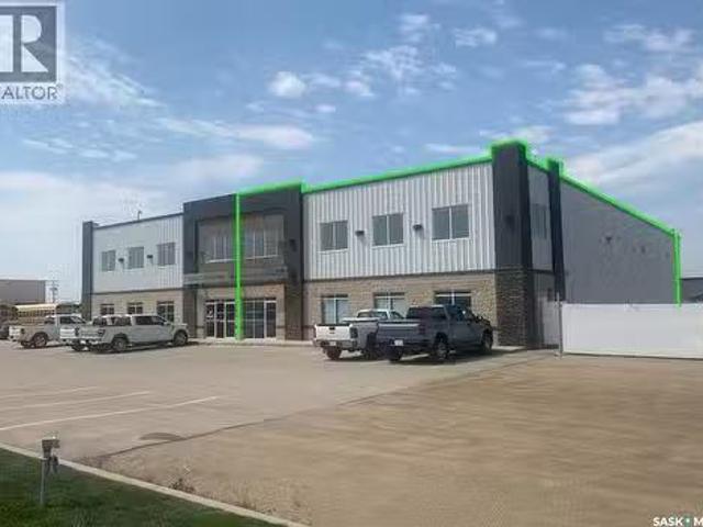 Rental! 4015 Brodsky Avenue, Saskatoon, SK, S7P 0C9 commerci.