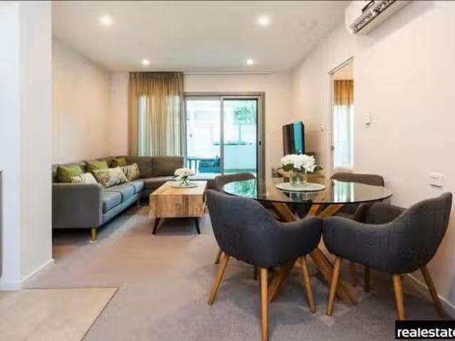 Nice 402/63 Adelaide Terrace, East Perth, WA 6004