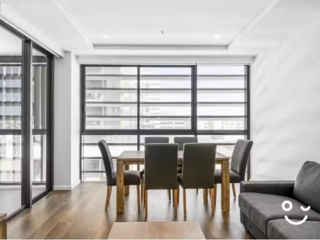Cheap 407/38 Atchison Street, Wollongong Apartment for rent L.