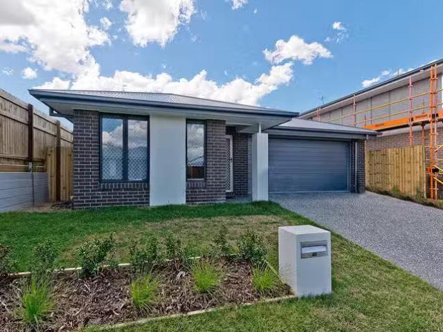 Deal! 40 Hilltop Circuit, Pallara, QLD 4110