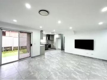 Just in! 4/106 Taylor Street, Condell Park Townhouse for rent.