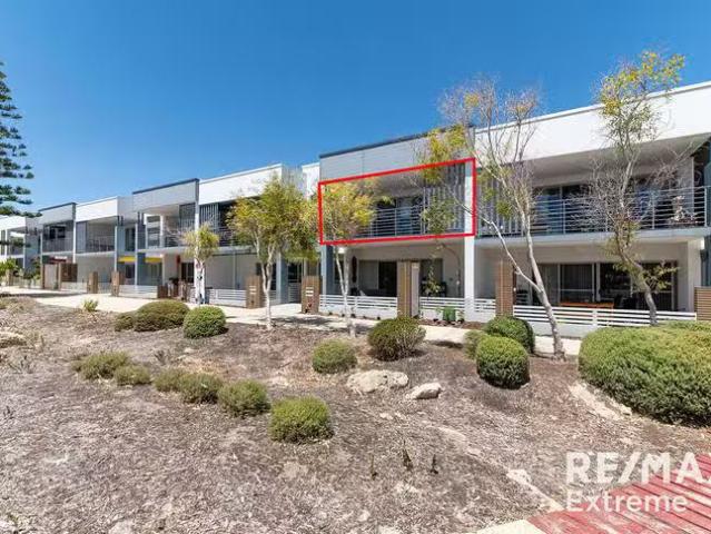 For Rent! 4/12 Keel Lane, Alkimos, WA 6038