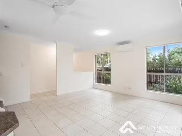 Deal! 4/14 18 Bade Street, Nambour, QLD 4560