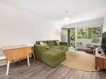 Deal! 4/18 Prince Street, Annerley, QLD 4103