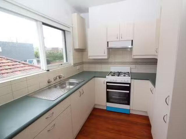 Rental! 4/199 Ormond Road, Elwood, VIC 3184