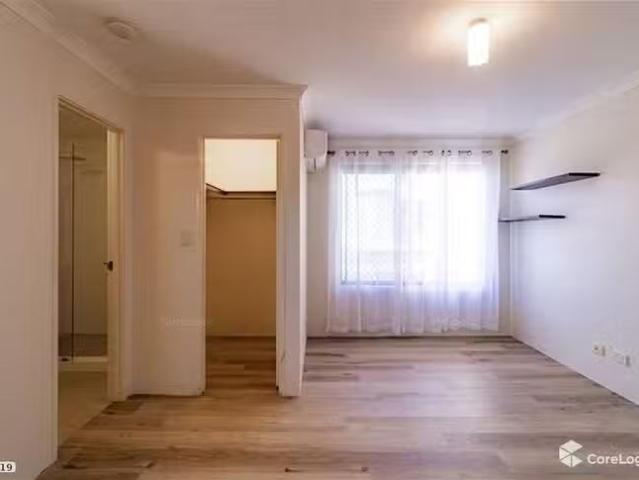Cozy 4/1 Nottinghill Street, Joondalup, WA 6027
