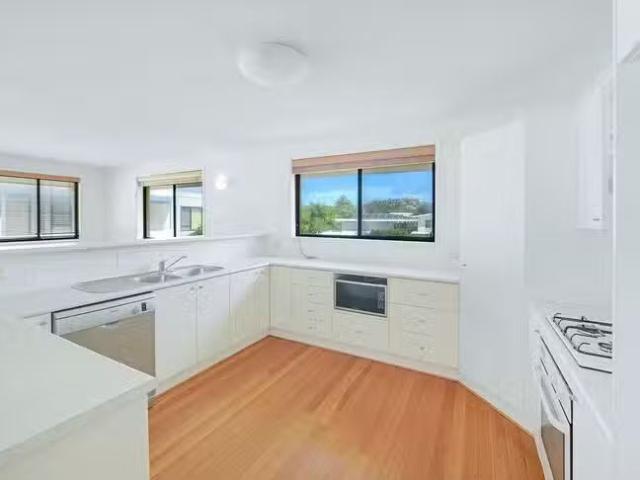 New 41 Ocean Street, North Avoca, NSW 2260