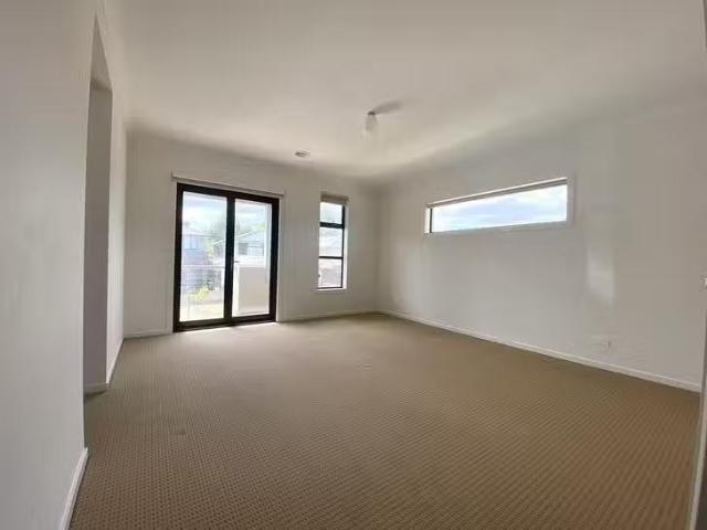 For Rent! 41 Aspect Avenue, Wantirna South, VIC 3152