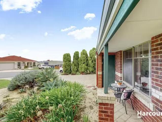 Unique 41 Paddington Avenue, Currambine, WA 6028