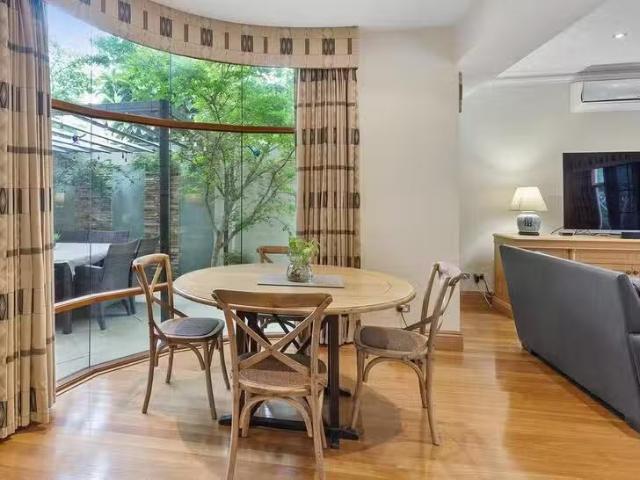 Cozy 41 Tweeddale Road, Applecross, WA 6153