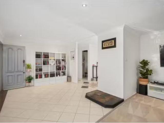 Cheap 41 Virgo Street, Elermore Vale House for rent Listed by.