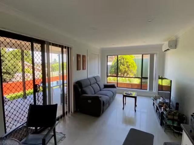 Unique 41a Conroy Crescent, Kariong Apartment for rent Listed.