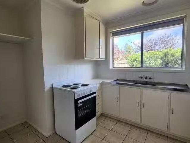 For Rent! 4/27 Holmes Street, Noble Park, VIC 3174