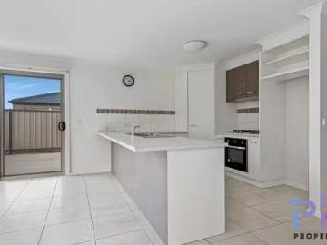 Nice 4/29 Green Street, Long Gully, VIC 3550