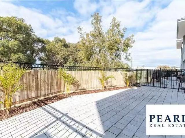 Cozy 4/29 Ladywell Crescent, Butler, WA 6036