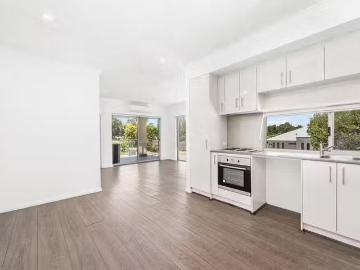 Nice 4/29 Spring Avenue, Midland, WA 6056