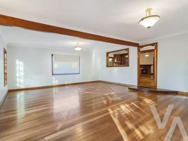 Just in! 42 Gow Street, Hamilton North, NSW 2292