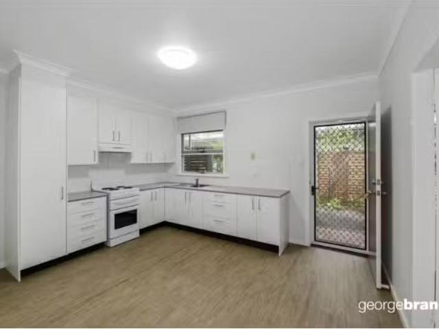 New 4/30 32 Kahibah Road, Umina Beach Apartment for rent List.