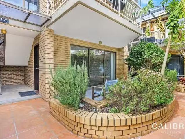 Deal! 4/31 Bishop Street, St Lucia, QLD 4067