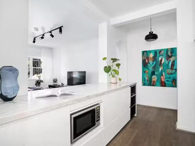 Cheap 4/37 Nelson Street, Woollahra, NSW 2025