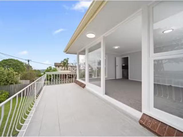 Unique 43 Beacon Hill Road, Beacon Hill House for rent Listed.