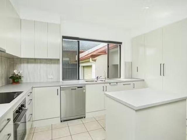 Cheap 43 Hindmarsh Road, Mccracken, SA 5211