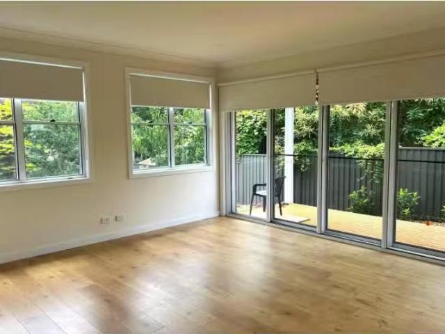Rental! 43 Trow Avenue, Katoomba House for rent Listed by Car.
