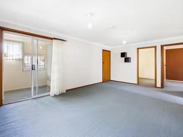 Charming 4 Abbott Road, Heathcote, NSW 2233