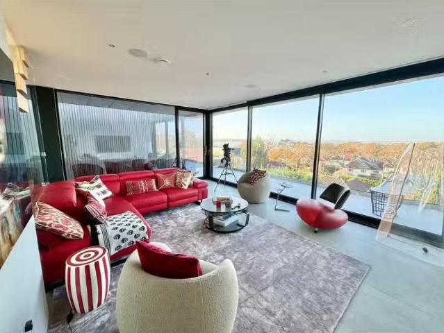 For Rent! 4 BA 3 bedroom detached house for rent in Partridge.