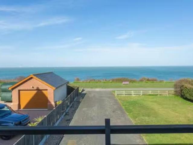 For Rent! 4 bedroom detached house for rent in The Lees, Herne.