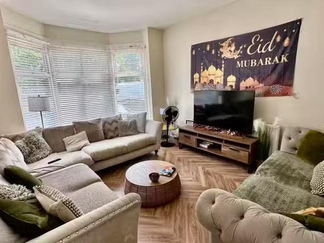 Just in! 4 bedroom house for rent in Yardley wood road, Mosele.