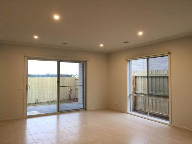 Cozy 4 Bedroom Rental House in Armstrong Creek Your Ideal Family Home!