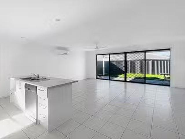 Cozy 4 Binyang Avenue, Glenmore Park, NSW 2745