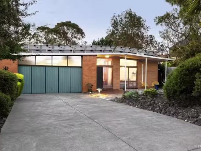 Unique 4 BR 3 Alpha Street, Balwyn North VIC 3104 House Auct.