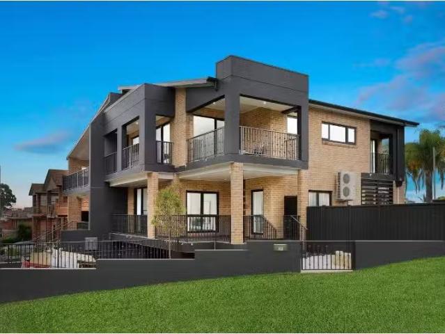 Just in! 4 BR 10 Ashby Avenue, Yagoona Townhouse for rent Lis.