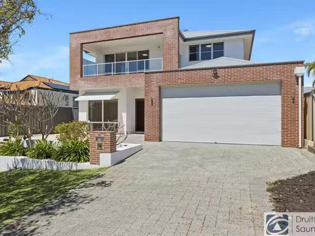 Charming 4 BR 10A Brown Way, Karrinyup, WA 6018