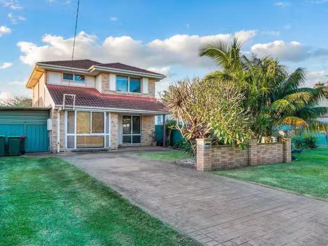 Rental! 4 BR 111 Tasman Street, Kurnell, NSW 2231