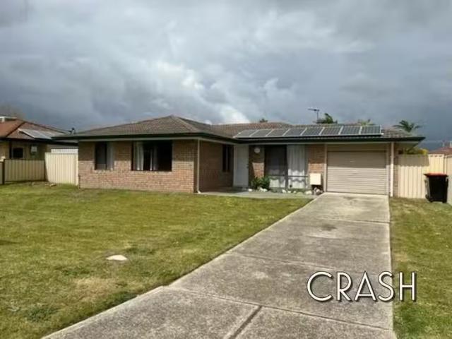 Nice 4 BR 112 Strawberry Drive, Seville Grove, WA 6112
