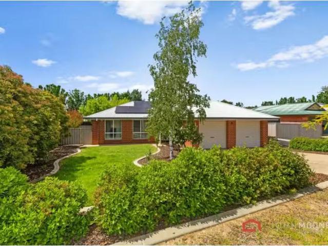 Deal! 4 BR 13 Fitzroy Street, Tatton House for rent Listed by.