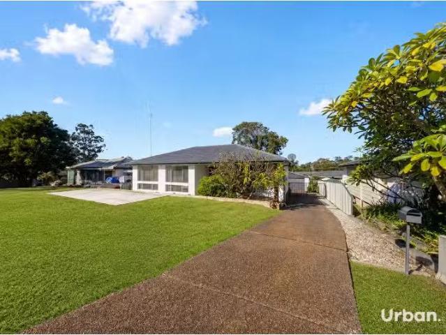 Charming 4 BR 14 Campana Avenue, Edgeworth House for rent Lis.