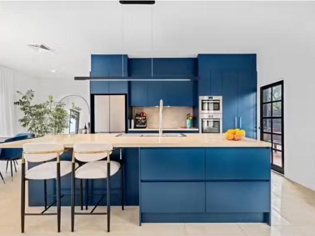Cheap 4 BR 14 Rickard Road, Oyster Bay House for rent Listed.